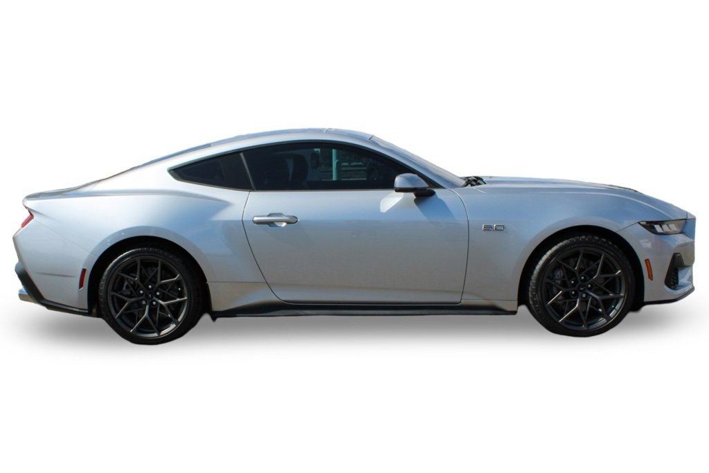 2024 Ford Mustang GT Premium photo 4