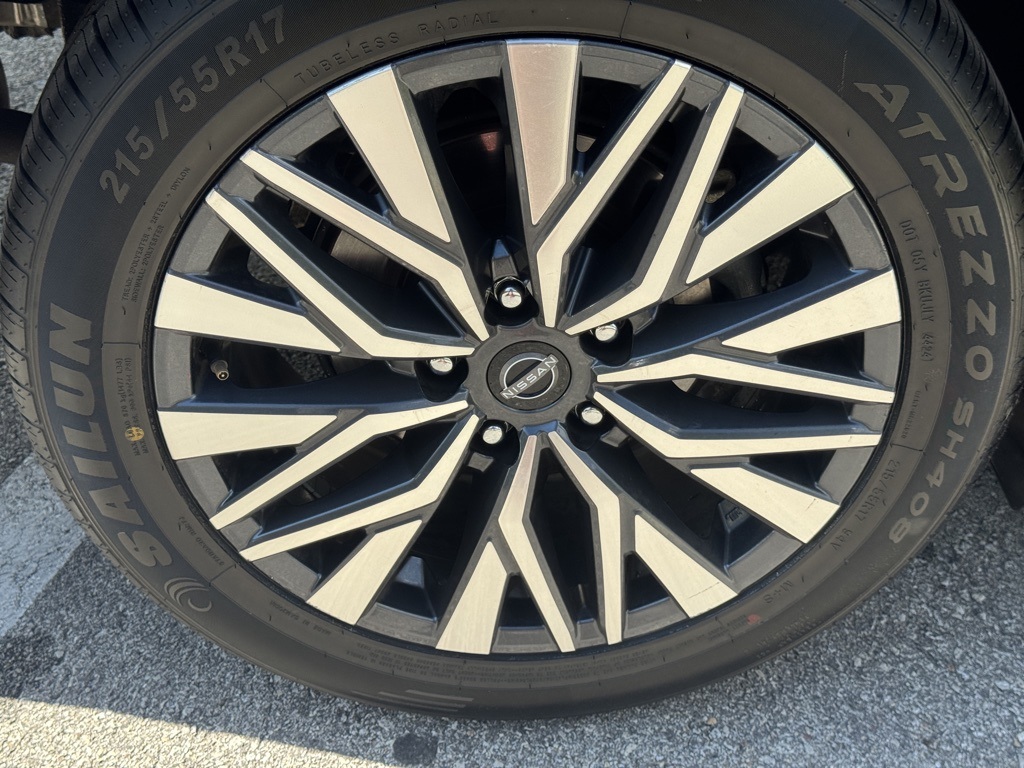 2023 Nissan Altima 2.5 SV photo 9