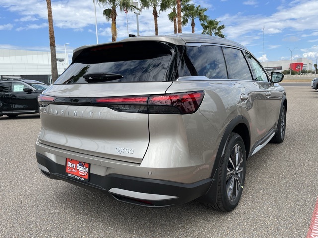 2026 Infiniti QX60 Luxe photo 5
