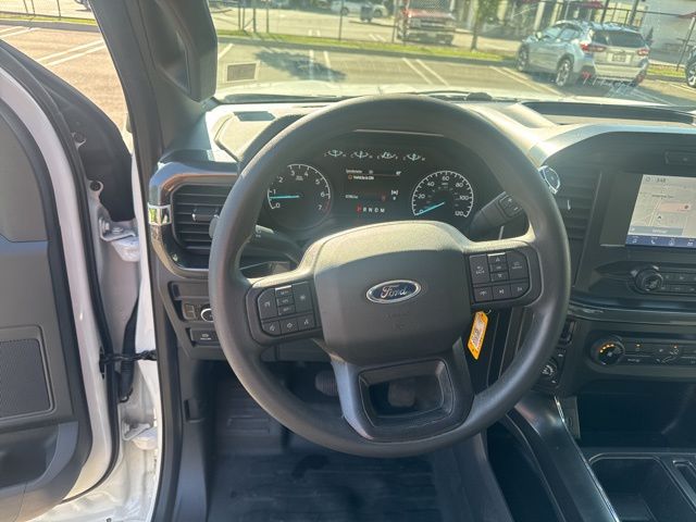 2022 Ford F-150 STX photo 12