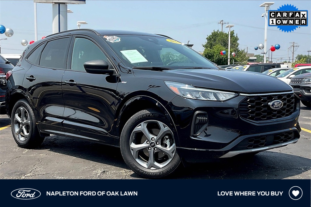 2023 Ford Escape ST-Line's photo