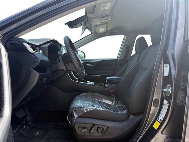 2022 Toyota RAV4 XLE photo 16