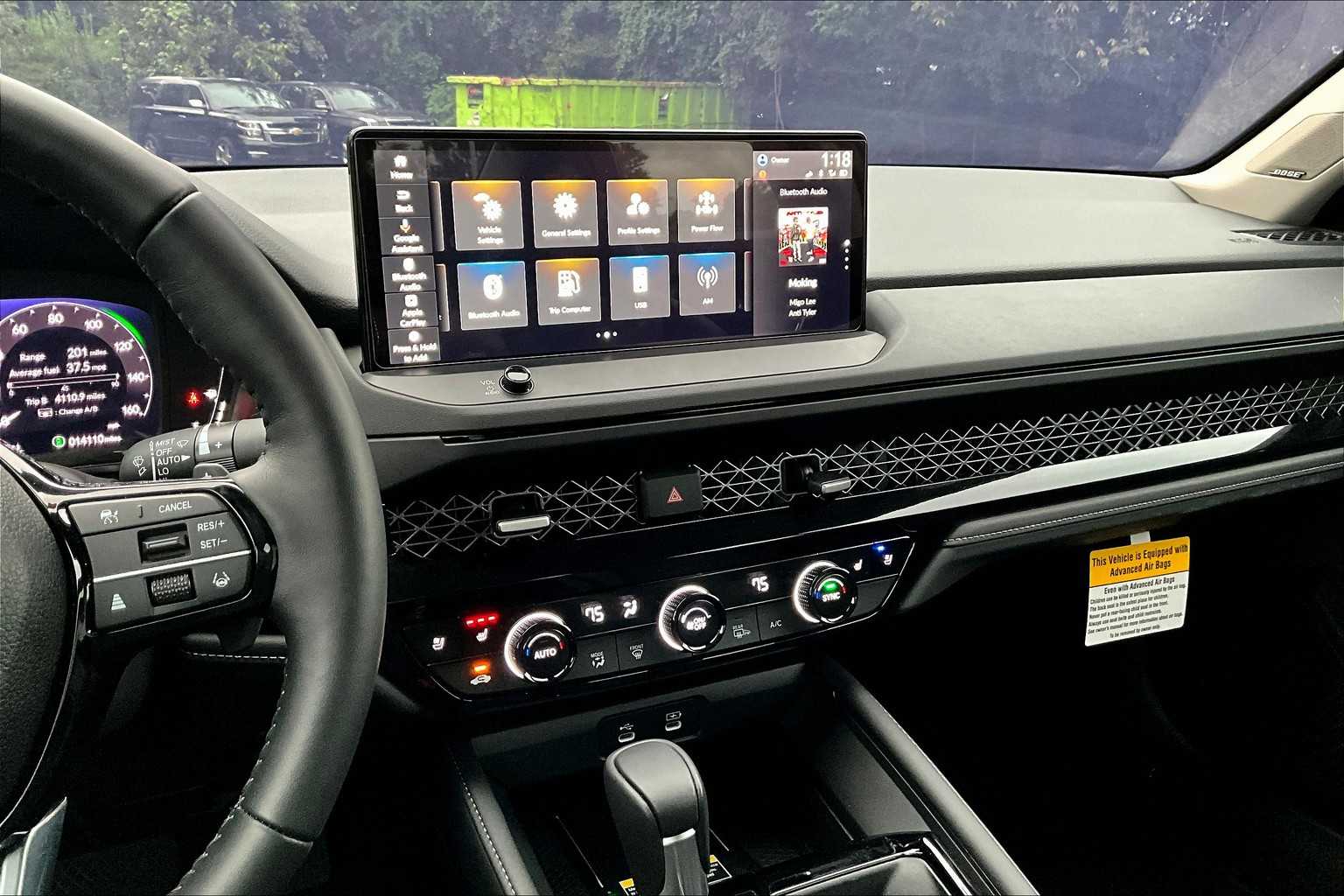 2025 Honda Accord Hybrid Touring photo 6