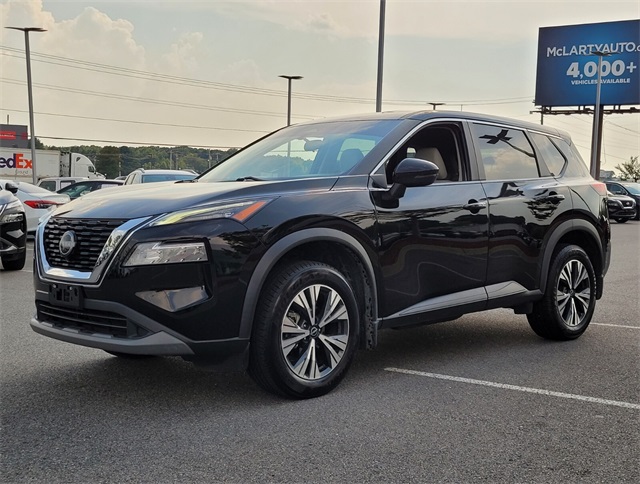 2022 Nissan Rogue SV photo 3