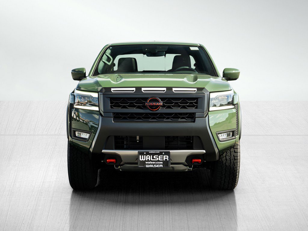 2026 Nissan Frontier PRO-4X photo 2