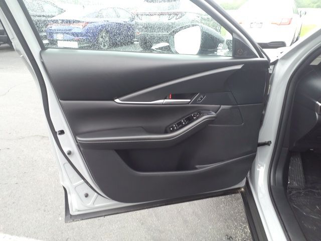 2025 Mazda CX-30 2.5 Select Sport photo 9