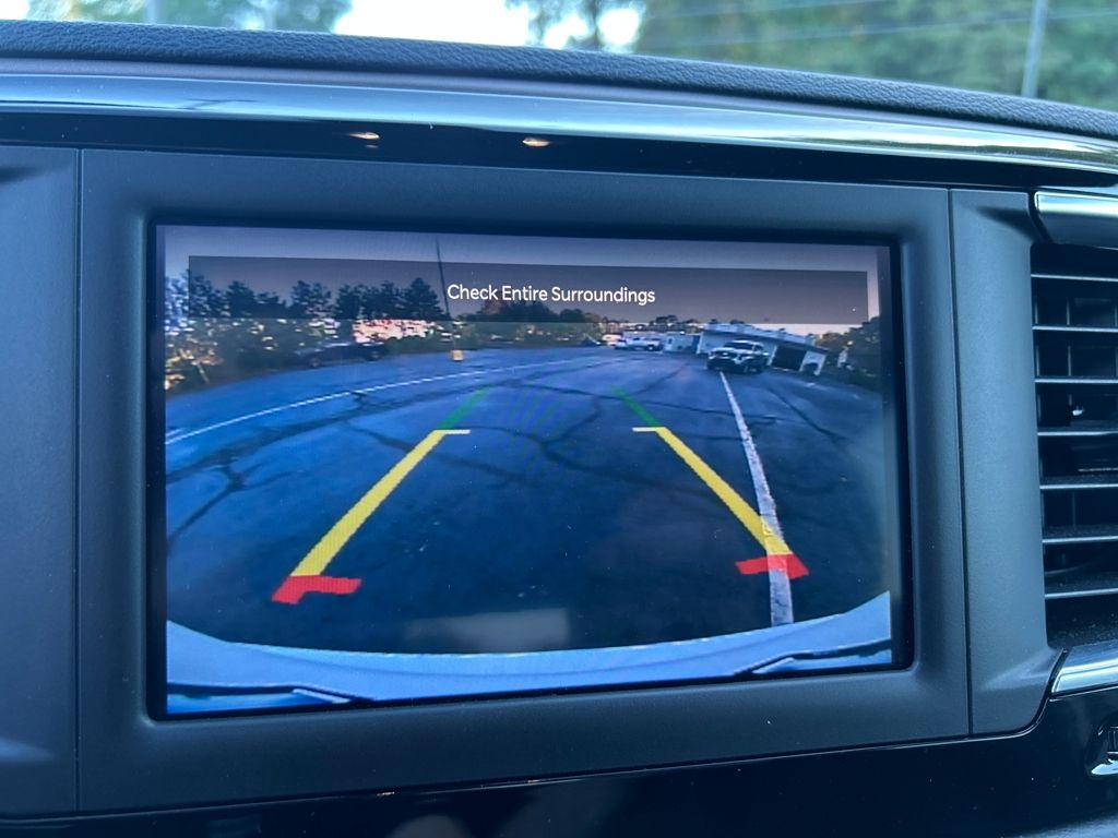 2022 Chrysler Voyager LX photo 19