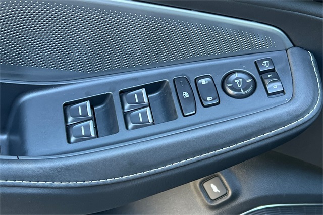 2025 Acura MDX SH-AWD Technology photo 12