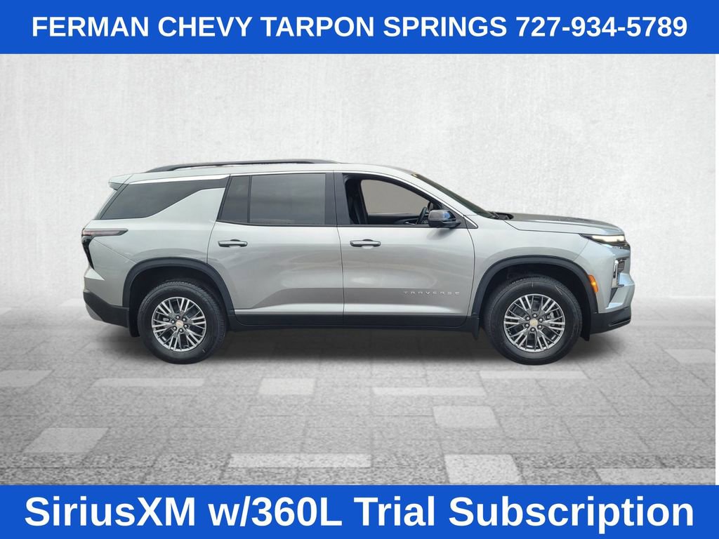 2025 Chevrolet Traverse photo 6