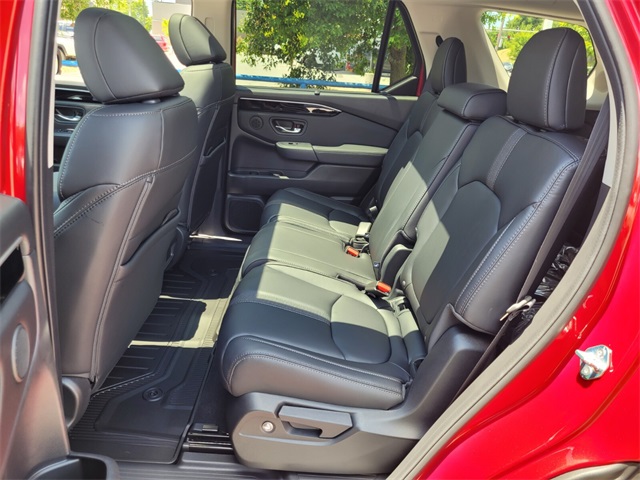 2025 Honda Pilot Touring photo 4