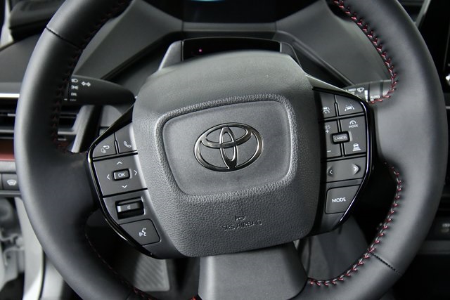 2026 Toyota Prius Plug-in Hybrid SE photo 2