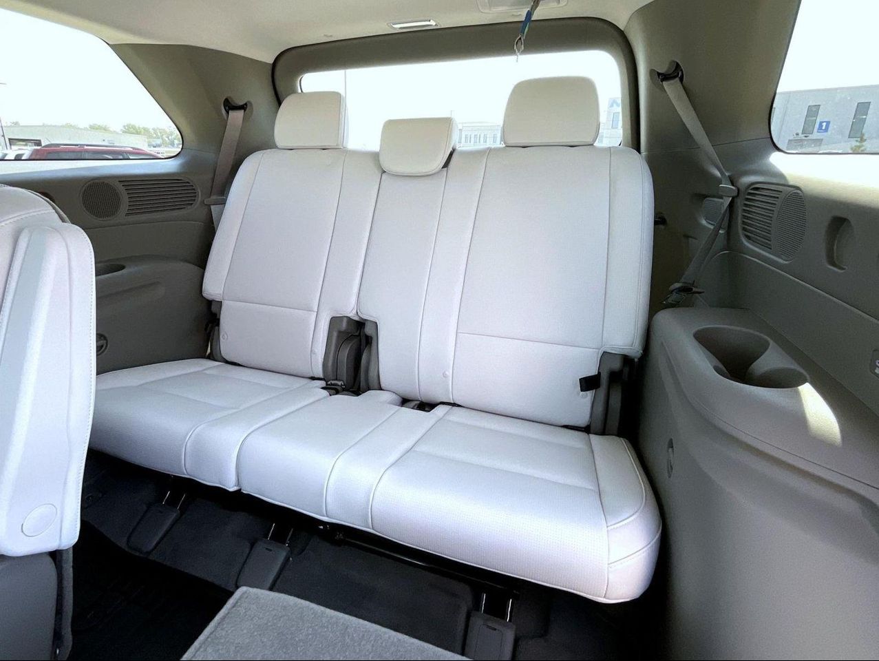 2026 Hyundai Palisade SEL photo 12