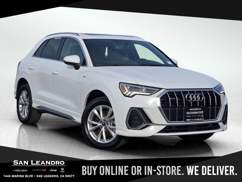 2024 Audi Q3 S Line Premium's photo