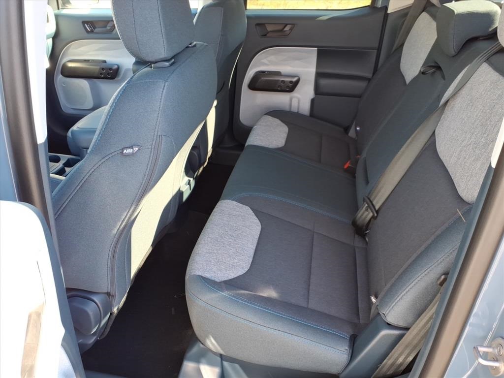 2025 Ford Maverick XLT photo 3