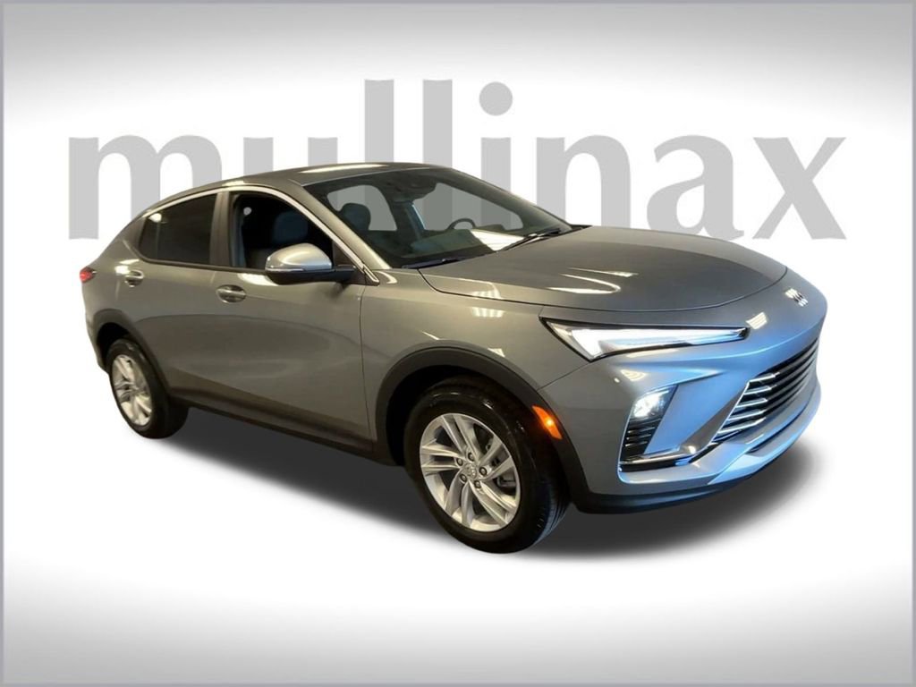 2025 Buick Envista Preferred photo 2