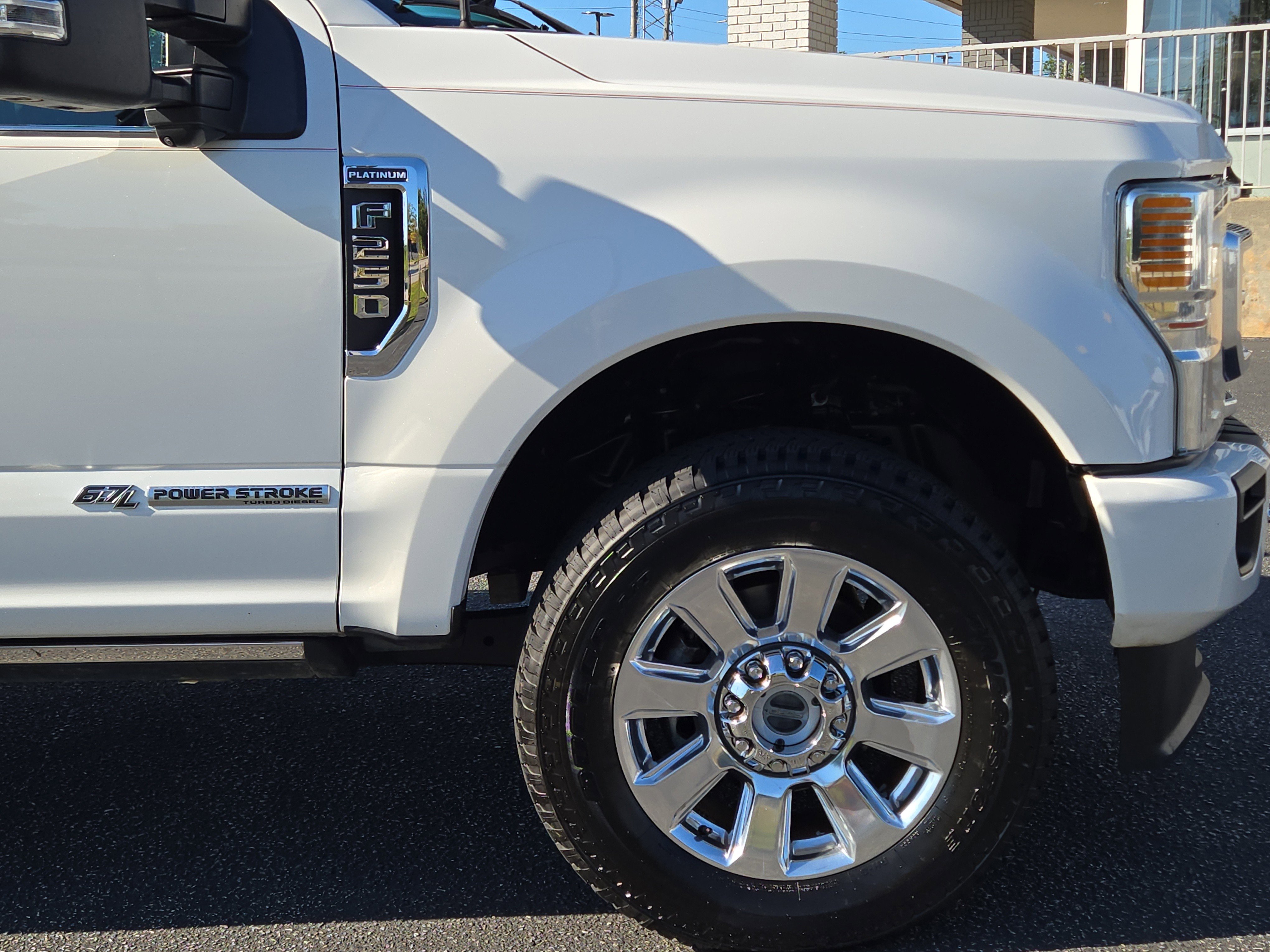 2022 Ford F-250 Platinum photo 2