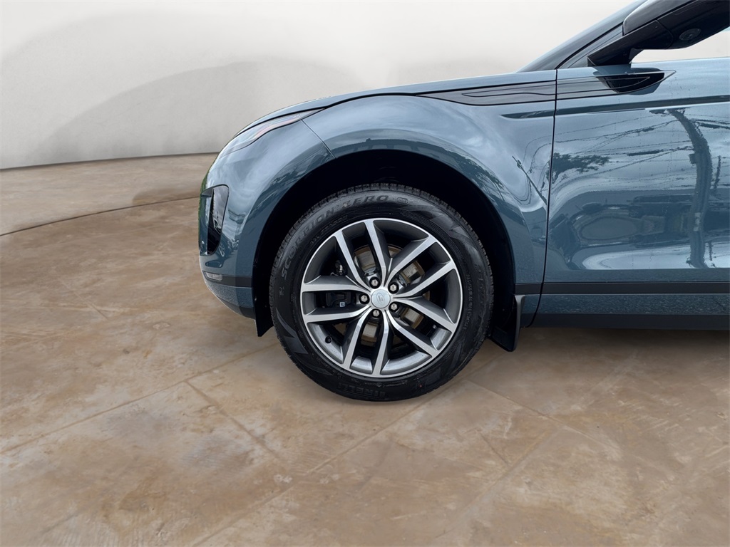 2026 Land Rover Range Rover Evoque S photo 14