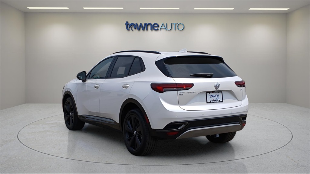 2023 Buick Envision Essence photo 3