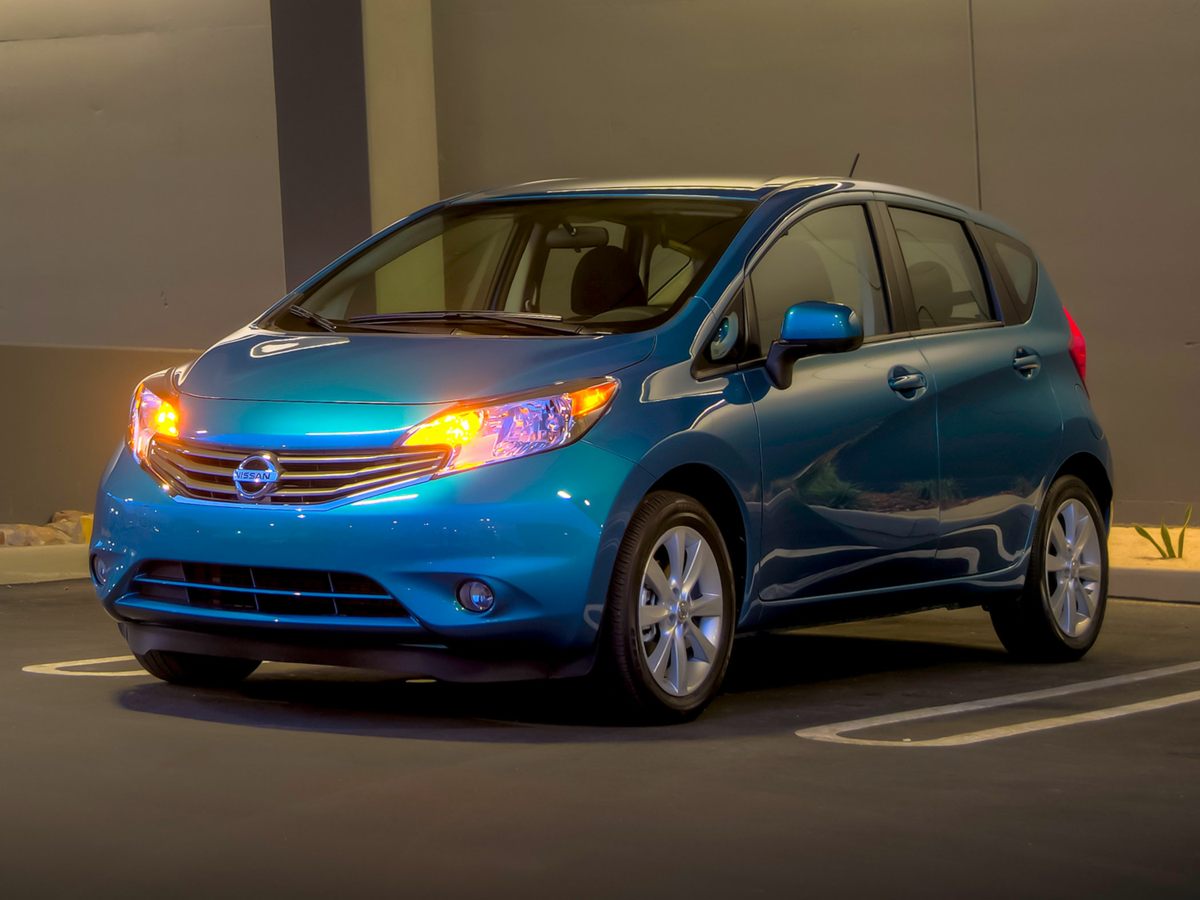2016 Nissan Versa Note SV's photo