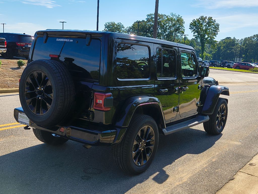 2023 Jeep Wrangler High Altitude photo 5