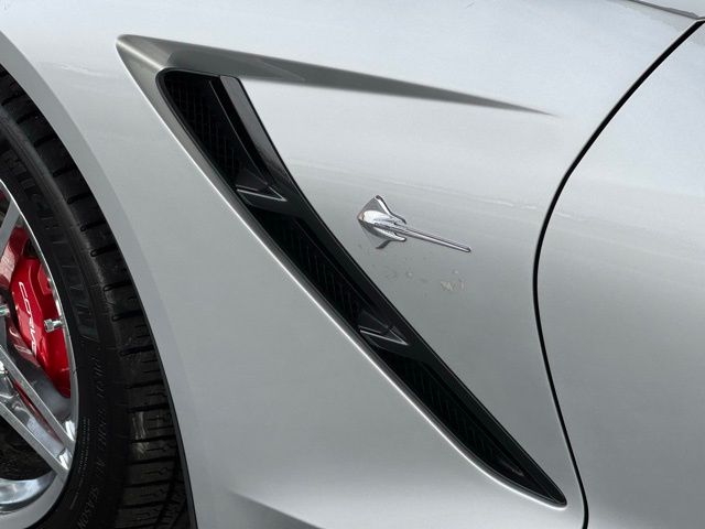 2014 Chevrolet Corvette LT1 photo 4