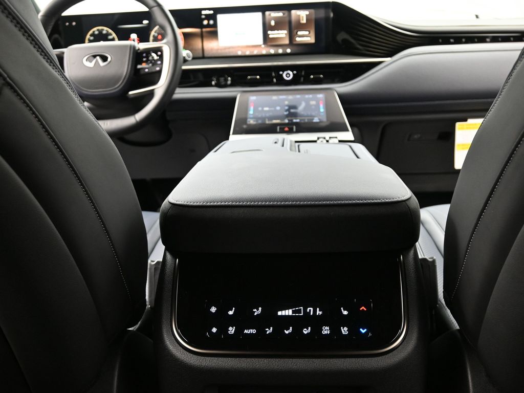 2026 Infiniti QX80 Sensory photo 13