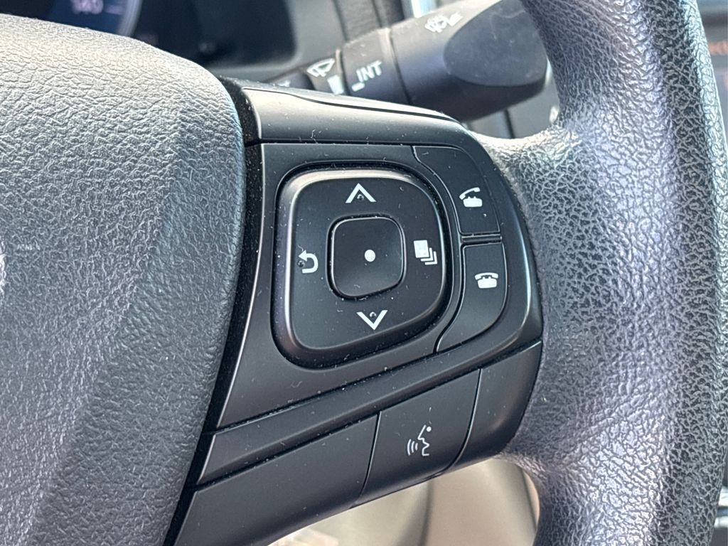 2016 Toyota Camry LE photo 22