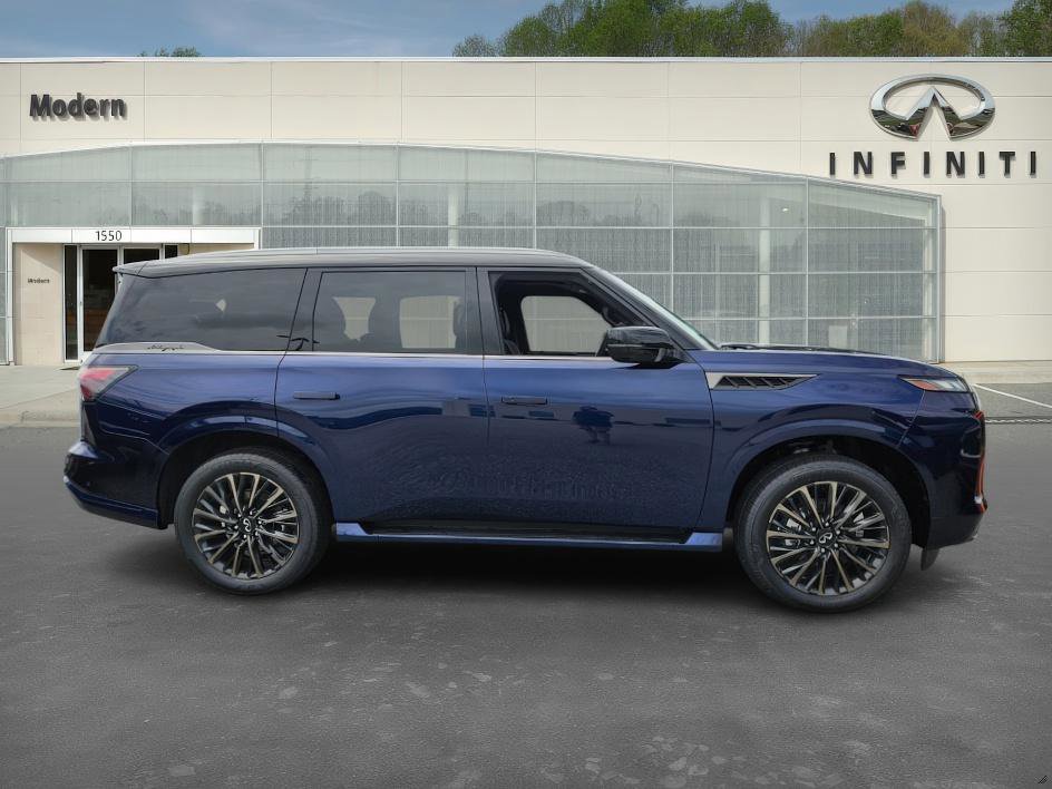 2025 Infiniti QX80 photo 3
