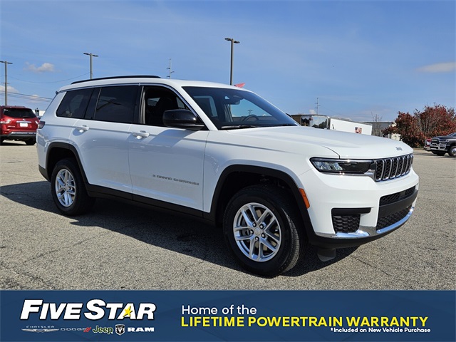 2025 Jeep Grand Cherokee L Laredo's photo