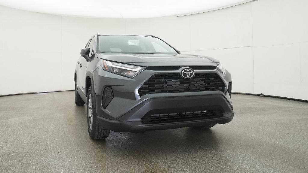 2025 Toyota RAV4 Hybrid LE photo 31