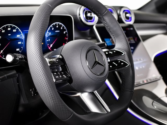2026 Mercedes Benz GLC 300 photo 12