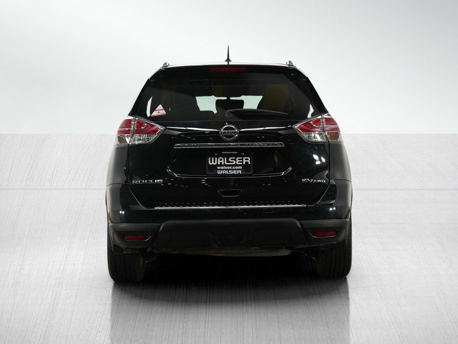 2016 Nissan Rogue SV photo 4