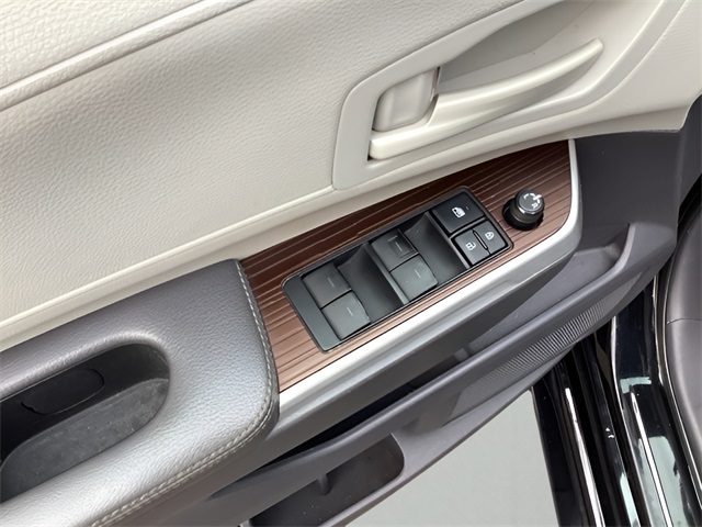 2021 Toyota Sienna LE photo 20