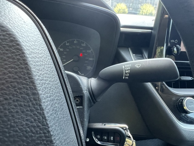 2024 Toyota Corolla LE photo 7