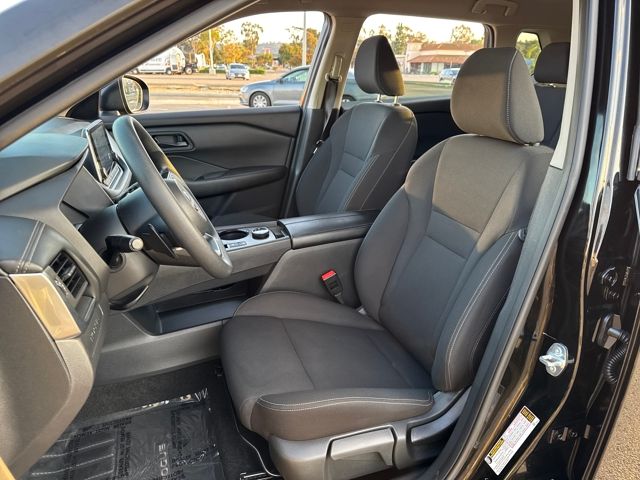 2024 Nissan Rogue S photo 4