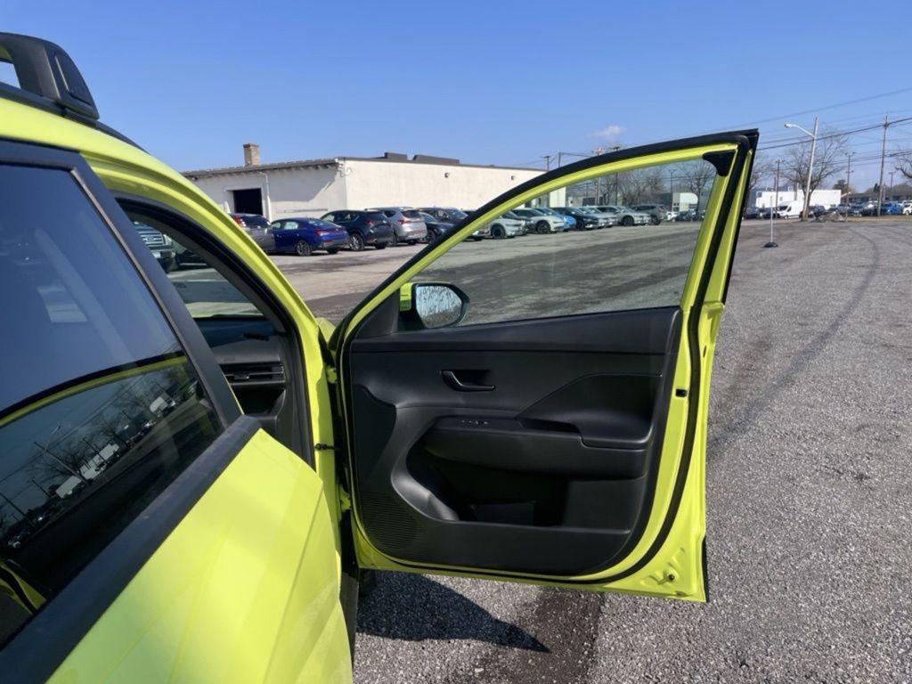 2024 Hyundai Kona SEL photo 28