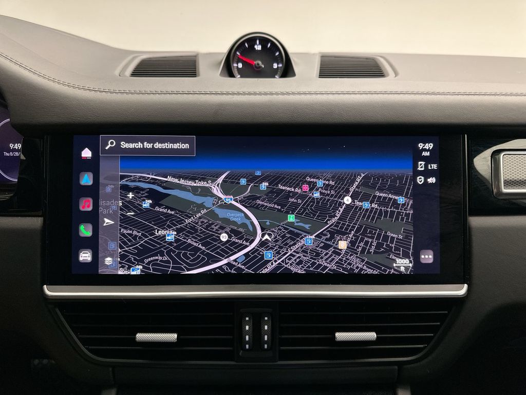 2023 Porsche Cayenne E-Hybrid Base photo 15