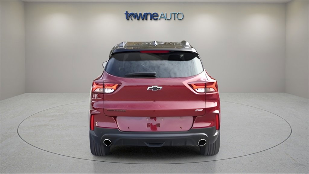 2023 Chevrolet Trailblazer RS photo 2