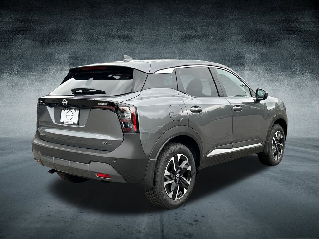 2025 Nissan Kicks SV photo 4