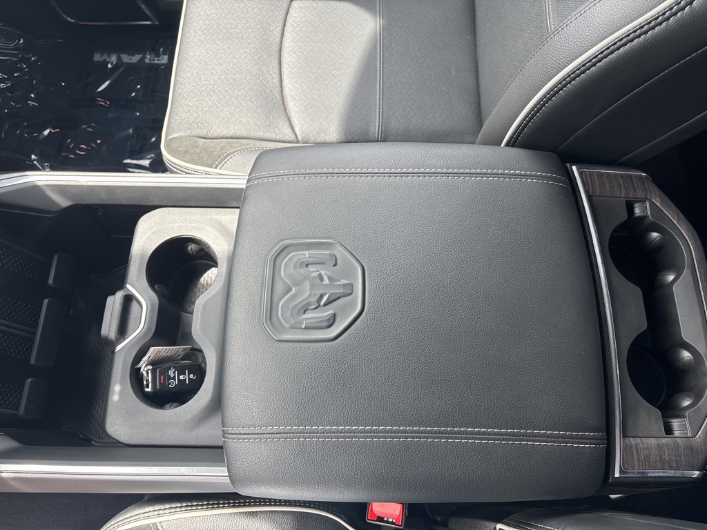 2025 Ram 2500 Laramie photo 12