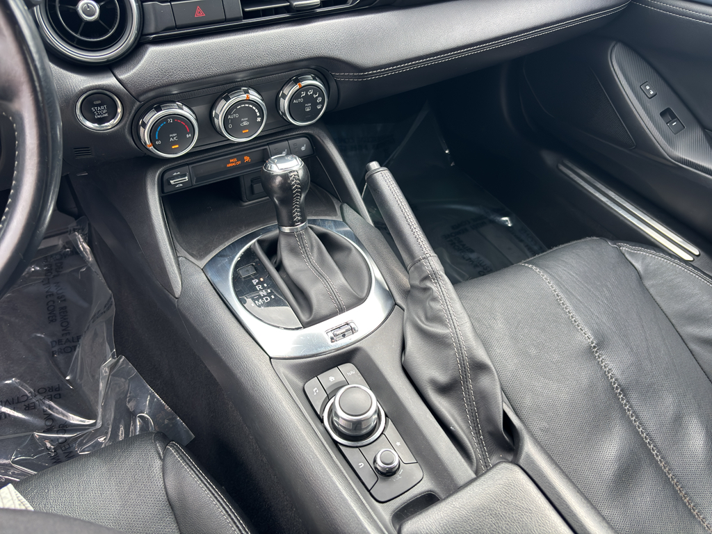 2021 Mazda MX-5 Miata Miata RF Grand Touring photo 20