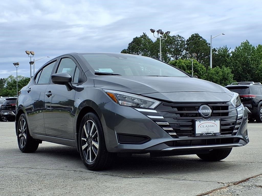 2025 Nissan Versa SV photo 2