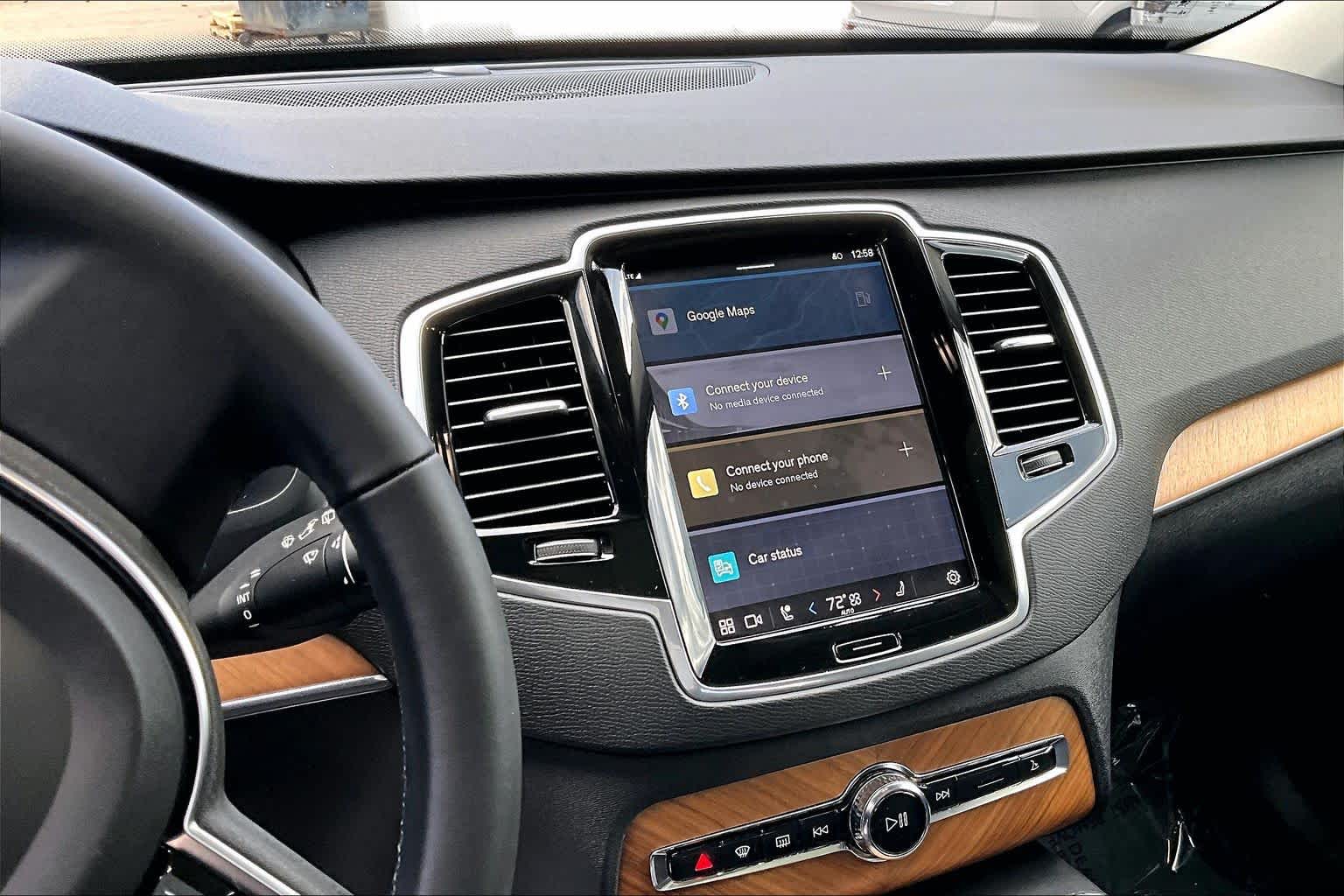 2024 Volvo XC90 Plus photo 4