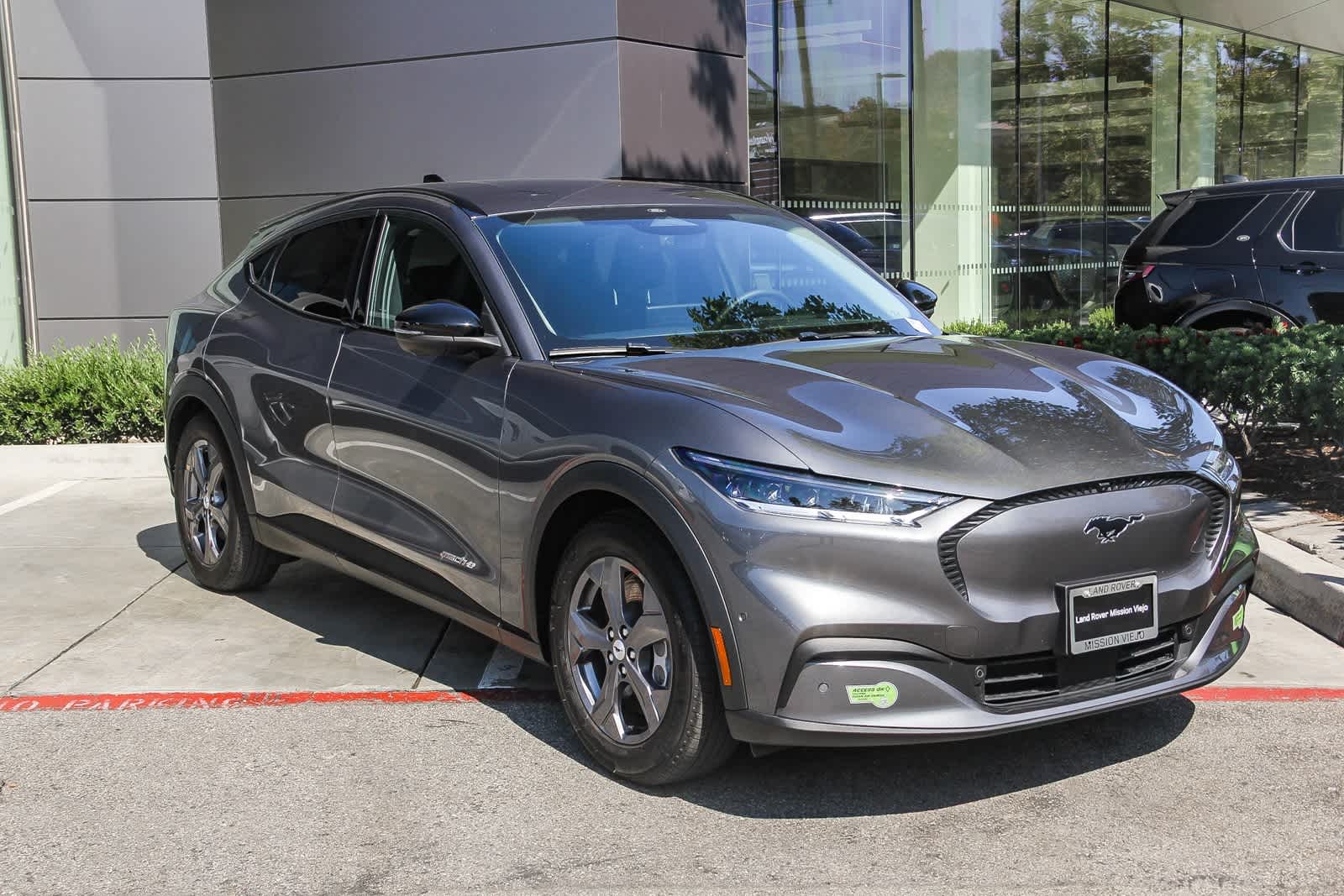 2023 Ford Mustang Mach-E Select photo 3