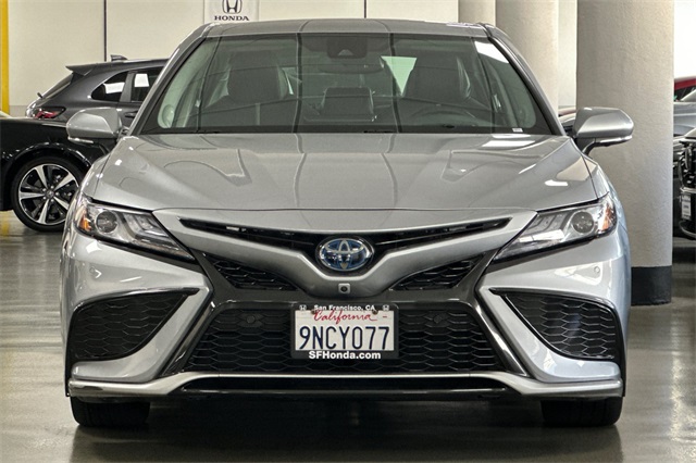2023 Toyota Camry Hybrid XSE photo 11