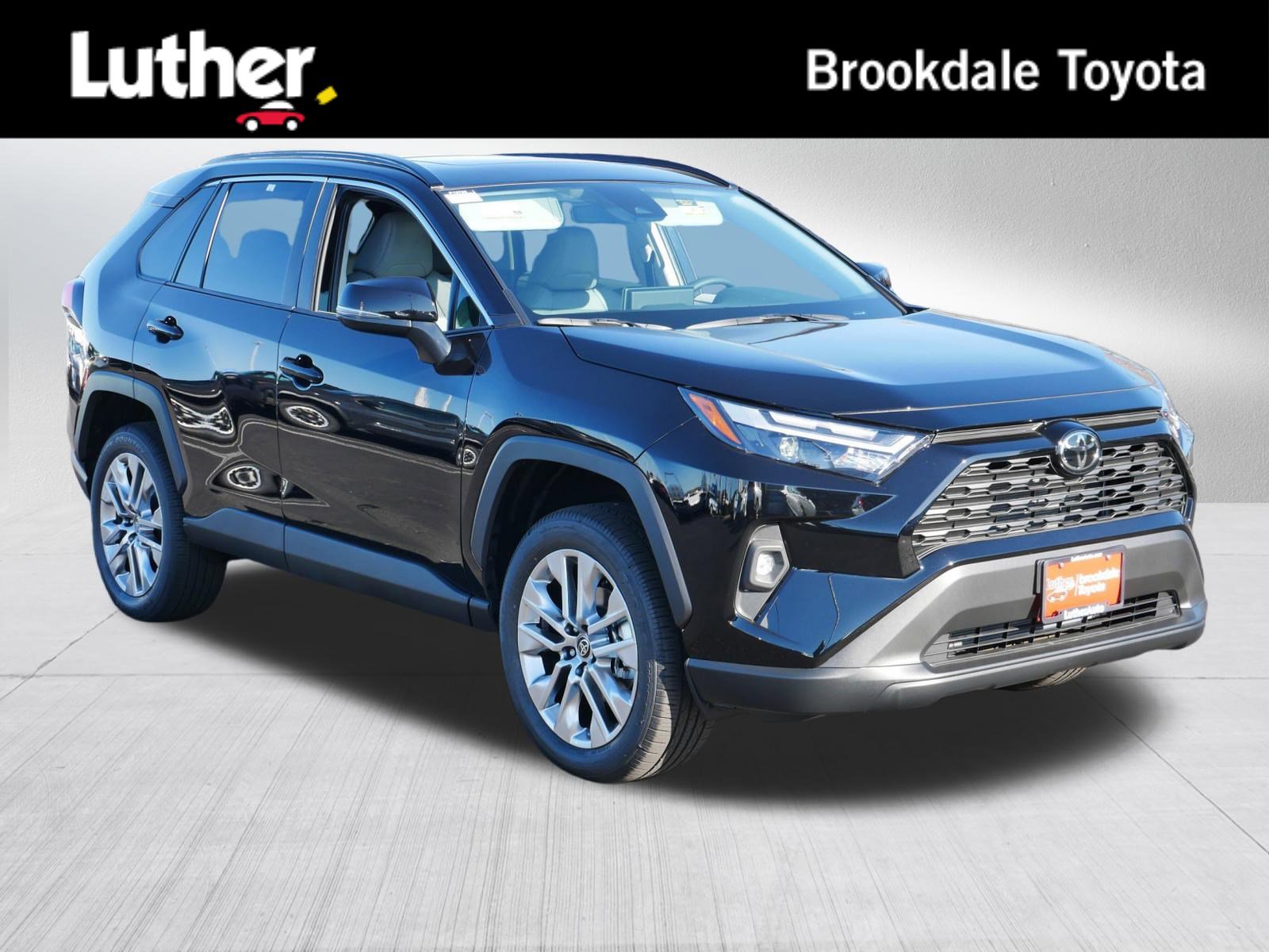 2025 Toyota RAV4 XLE Premium's photo