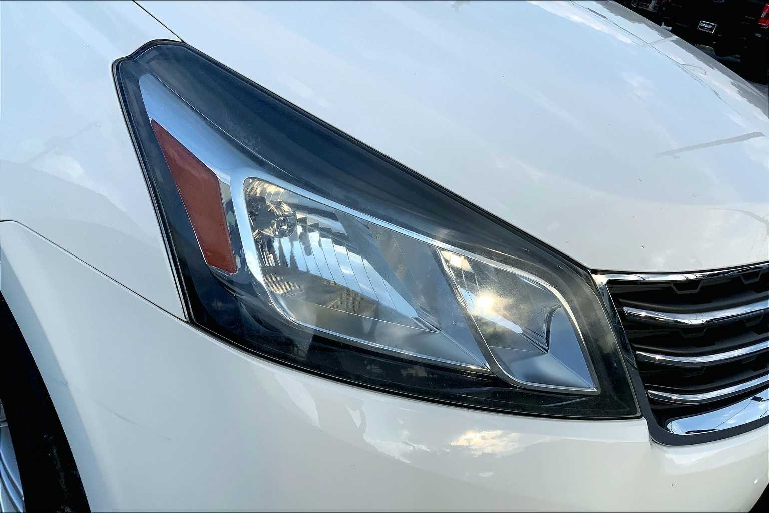 2015 Chevrolet Traverse 1LT photo 25