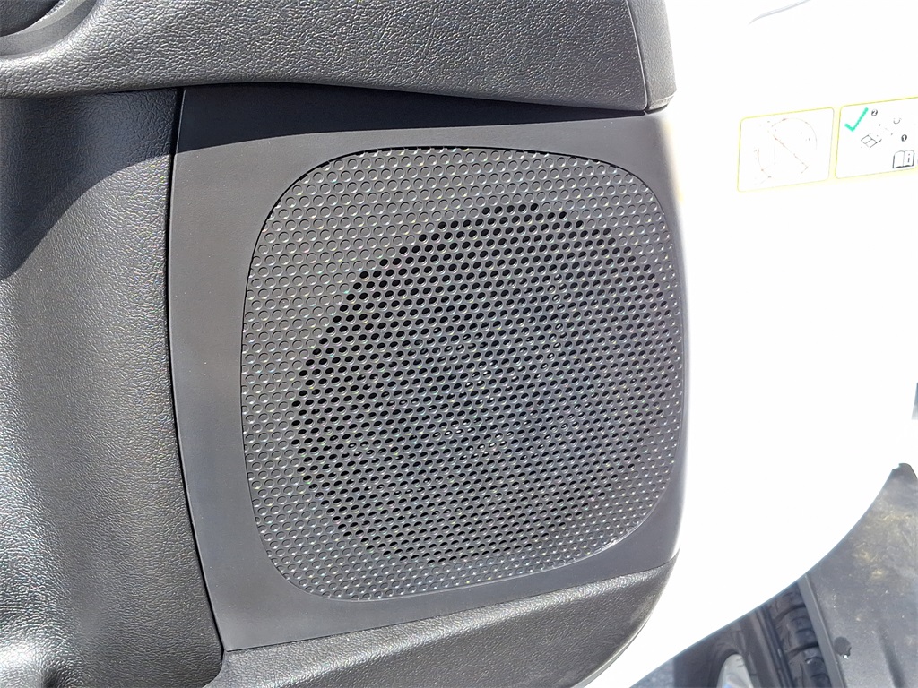 2025 Ram ProMaster 1500 SLT Cargo Van High Roof photo 16