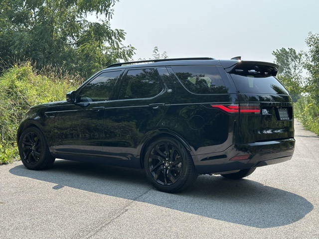 2024 Land Rover Discovery SE photo 9
