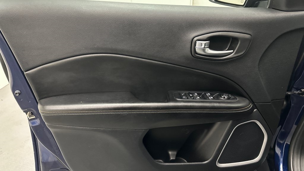 2021 Jeep Compass Latitude photo 17